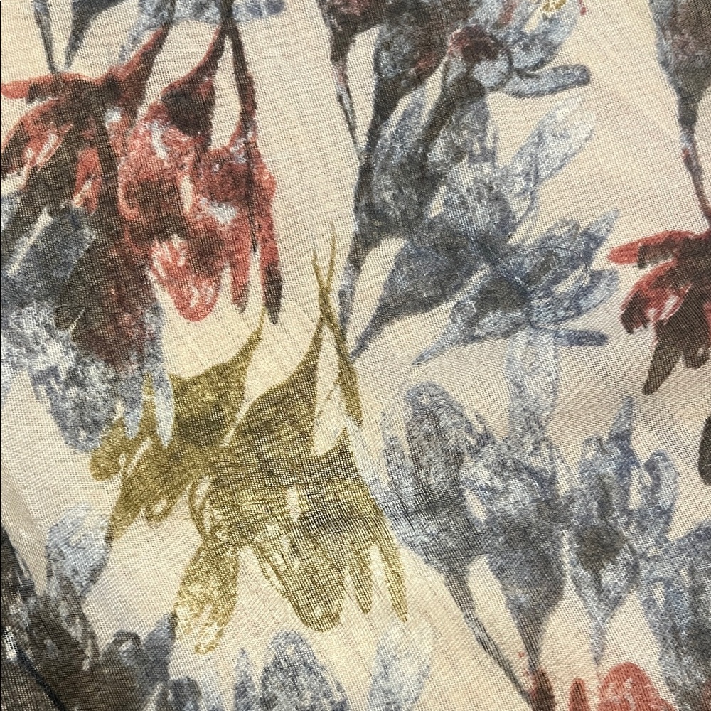 Floral Patterned Scarf - Picture 3 of 4